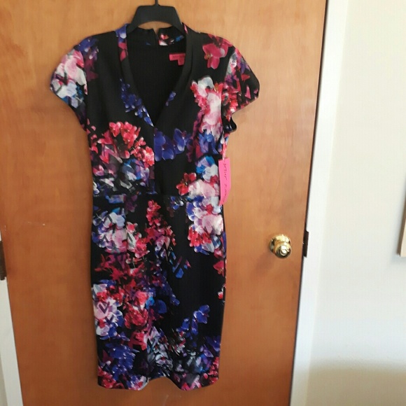Betsey Johnson Dresses & Skirts - Betsy Johnson Women’s Size 10 Floral  Print Dress